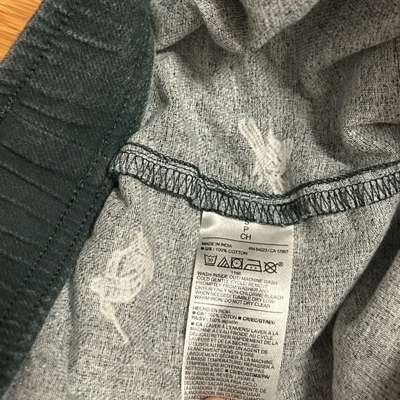 Old Navy Pattern Lounge Pant - Picture 3 of 8